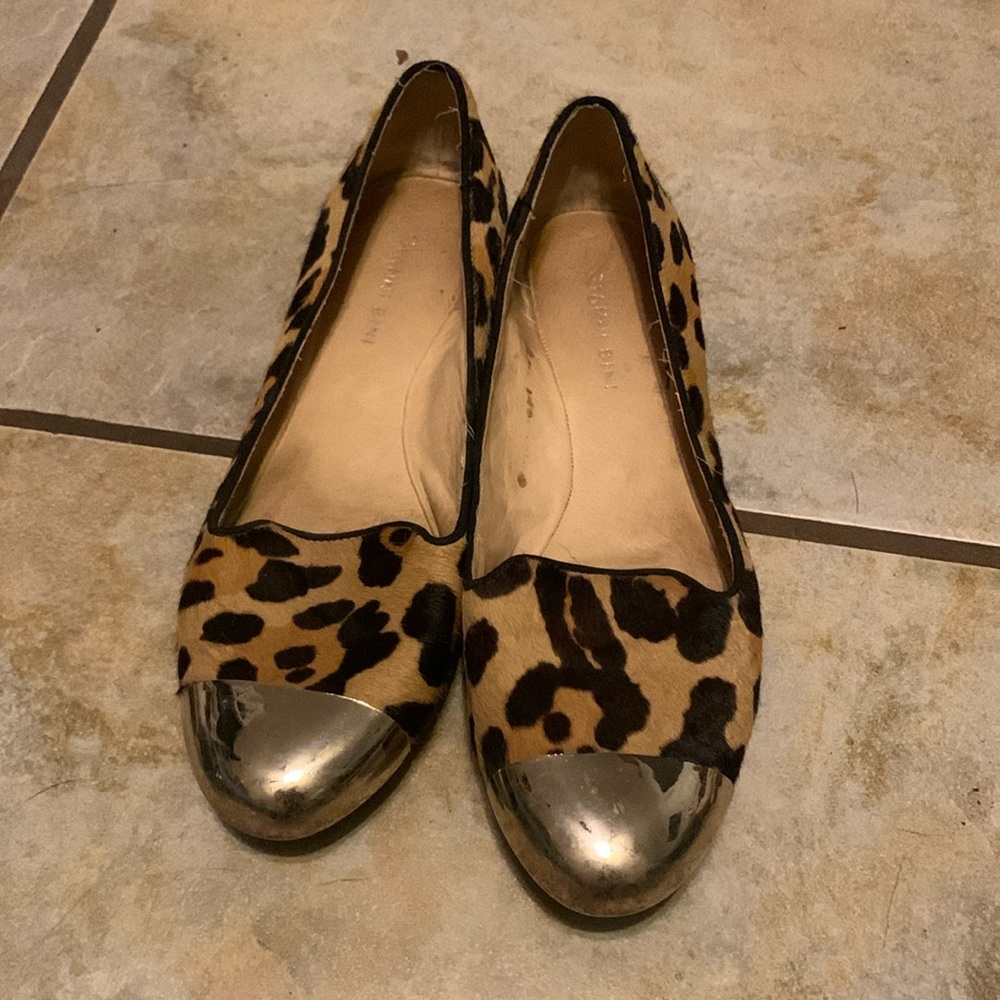 Gently used Gianni Bini flats